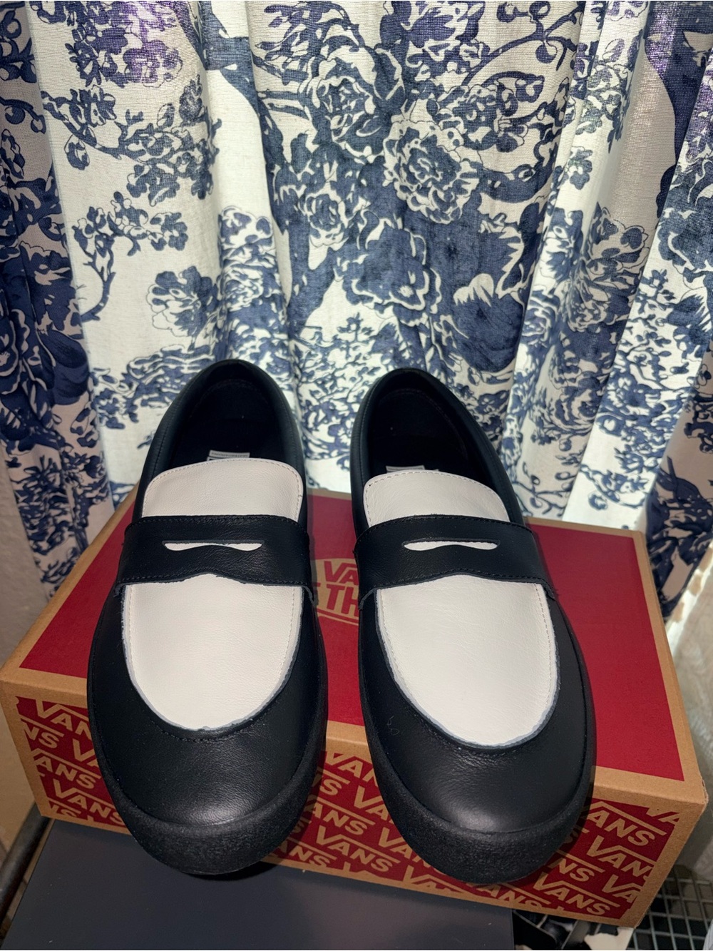 Vans Men's - Picture 3 of 9
